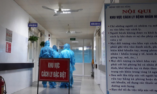 Thêm 12 người Việt Nam nhập cảnh nhiễm Covid-19 