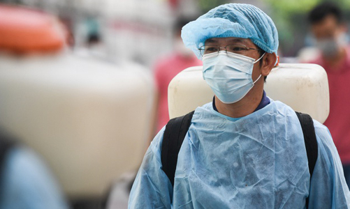 Ca nghi nhiễm Covid-19 Tp.HCM tiếp xúc gần 27 người trên chuyến bay của Vietnam Airlines 