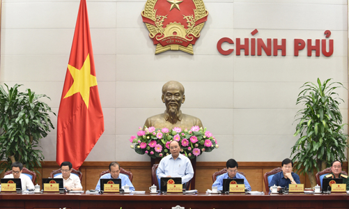 “Yêu cầu cấp thiết” có luật riêng xử lý ngân hàng yếu kém và nợ xấu