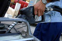 Doanh nghiệp xăng dầu “tăng” lỗ 1.025 tỷ đồng