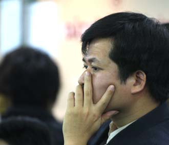 Mùa báo cáo tài chính không bình yên?