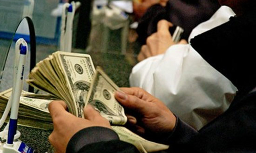 Bình ổn tỷ giá: Hướng đi nào của chính sách?