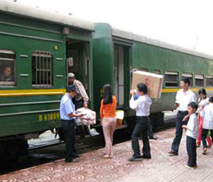 Vé tàu Nam - Bắc dịp tết có thể tăng giá từ 25 - 30%