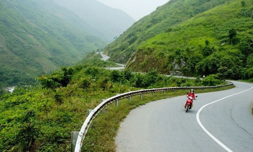 Hơn 2.500 tỷ làm đường nối cao tốc Nội Bài - Lào Cai lên Sapa