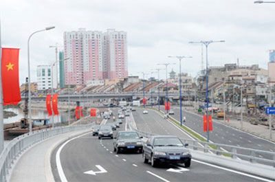 Bất động sản Tp.HCM: Cú hích đến từ hướng Tây Nam