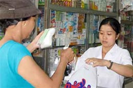 Giá thuốc tăng: Bộ Y tế bảo không, thị trường bảo có