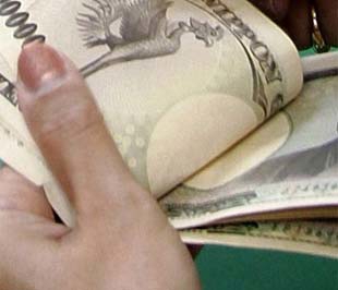 Xuất khẩu của Nhật Bản sụt giảm kỷ lục