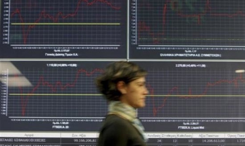 Vàng đối mặt áp lực giảm giá mới