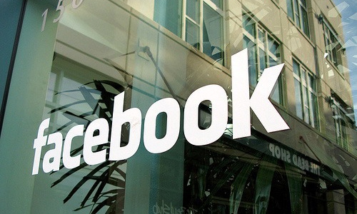 Lợi nhuận của Facebook tăng gấp 3 lần sau 1 năm