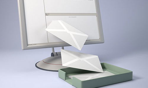 Tố cáo qua e-mail: Lợi hay hại?