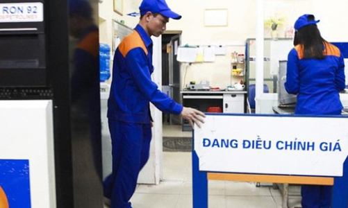 Giá xăng dầu tăng mạnh từ chiều 26/11