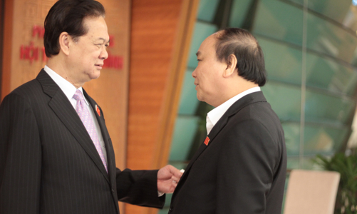 Mong tân Thủ tướng “phất cờ thuận gió”