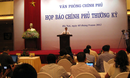 Chính phủ: Thuế, phí của Việt Nam đã “tham khảo kỹ”