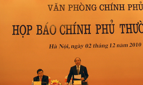 Thống đốc Nguyễn Văn Giàu: Tăng lãi suất là “bất khả kháng”