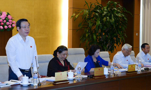 Dùng tiền ngân sách, “không thể liên tục rút kinh nghiệm”