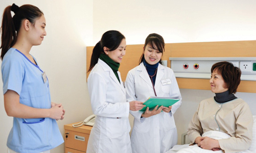 Đi hộ lý tại Nhật nhận lương hơn 30 triệu đồng/tháng