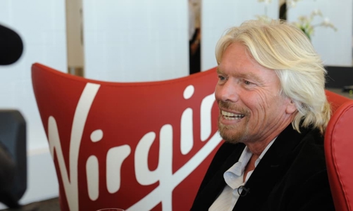 Từ học sinh kém nhất trường thành chủ đế chế đa ngành Anh quốc