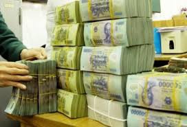 Nới lỏng tiền tệ: Có tiếng, còn dè miếng