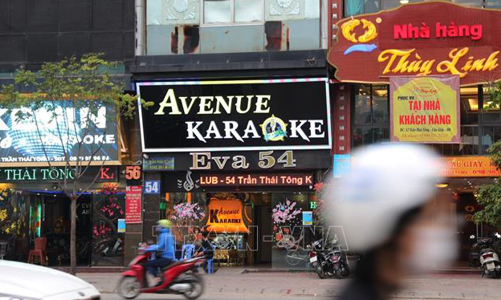 Hà Nội yêu cầu dừng hoạt động karaoke, quán bar, vũ trường từ ngày 1/2