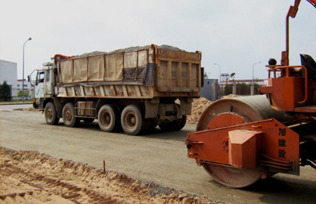 Nhịn ăn để... đầu tư công?