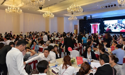 Sau nhiều sự cố cháy chung cư, thị trường căn hộ vẫn giao dịch sôi động 