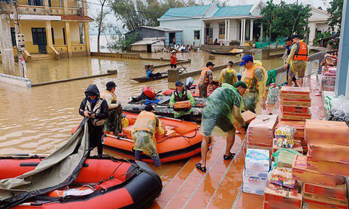 Tạm cấp 500 tỷ đồng hỗ trợ khẩn cấp 5 tỉnh miền Trung