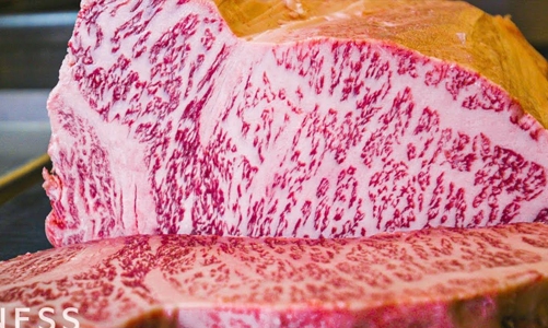 Vì sao thịt bò Wagyu có giá đắt đỏ?