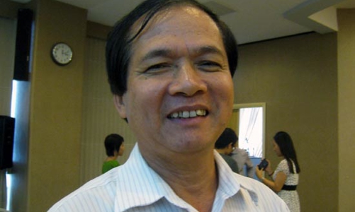 “Thị trường bất động sản sẽ ấm dần vào cuối năm”