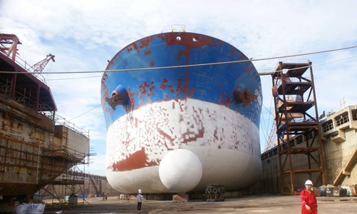Lỗ nặng, nhà máy đóng tàu Dung Quất bên bờ phá sản