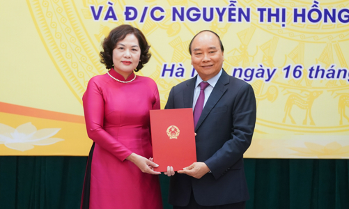 Thủ tướng: Chia khó khăn với doanh nghiệp, ngân hàng không nên đặt mục tiêu lãi cao