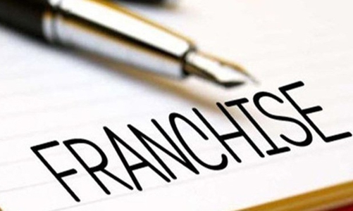 Bùng nổ nhượng quyền thương hiệu