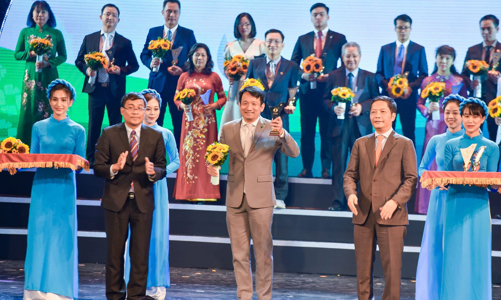 OCB đạt chứng nhận Thương hiệu Quốc gia năm 2020