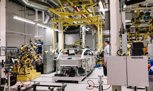 Xe sang Aston Martin được sản xuất như thế nào?