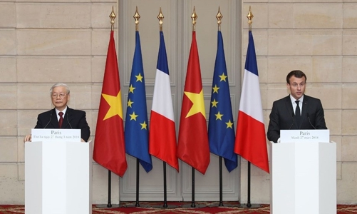 Việt - Pháp cam kết tạo thuận lợi cho tự do hóa thương mại