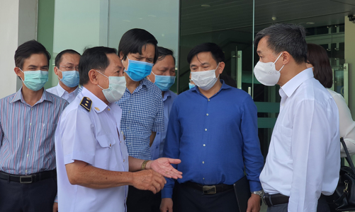 Tăng lượng người về nước ăn Tết, nguy cơ dịch Covid-19 xâm nhập rất cao