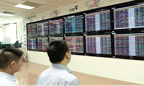 Giảm nghẽn lệnh sàn HOSE: Giải pháp nào sẽ được chọn?