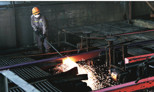 Ngành cơ khí vẫn loay hoay tồn tại