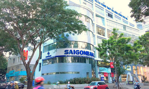 Cổ phiếu Saigonbank sụt gần 40% ngày đầu giao dịch