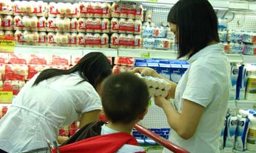 Siết chặt quản lý giá sữa