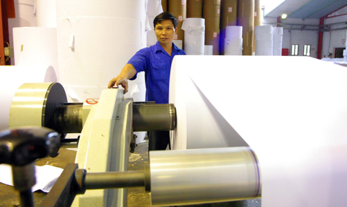 Covid-19 và mối lo suy giảm nguồn thu nội địa 