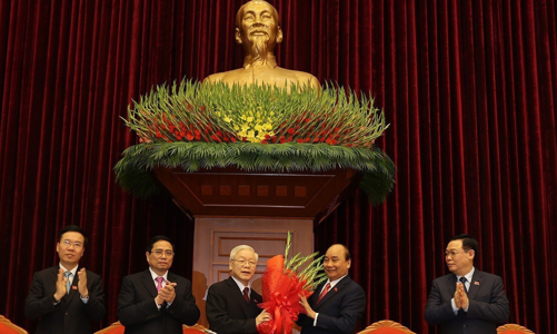 Công bố danh sách Bộ Chính trị, Ban Bí thư, Chủ nhiệm Uỷ ban Kiểm tra Trung ương Khoá XIII