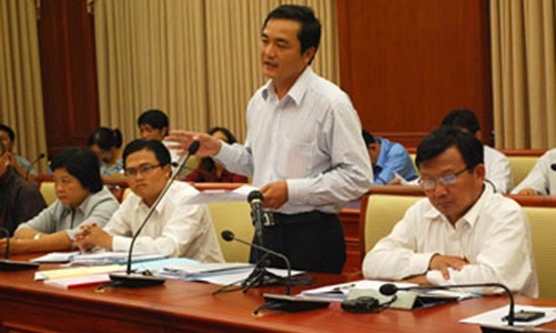 Kinh tế Tp.HCM đã tăng trưởng hợp lý?