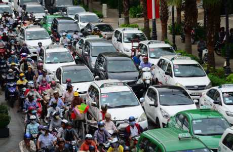 Hà Nội đồng bộ màu xe taxi: Doanh nghiệp lo mất thương hiệu