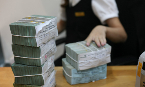 Ngân hàng Nhà nước bất ngờ bơm ròng hơn 15.500 tỷ đồng