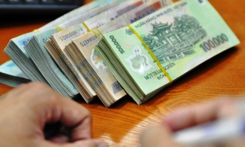 Giám sát việc thực hiện lương, thưởng Tết 2021 cho người lao động