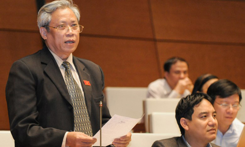 Hoãn thi hành 4 luật: “Sự cố lớn, chưa từng có tiền lệ”