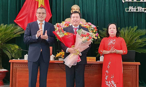 Hàng loạt Chủ tịch tỉnh được Thủ tướng phê chuẩn