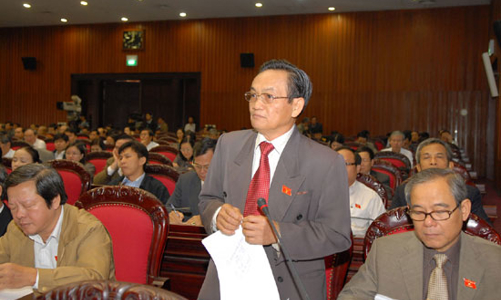 Kinh tế 2011: Cần quyết sách lớn để tránh “sa lầy” bội chi