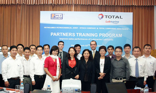 Công ty Cổ phần Hóa dầu Petrolimex - PLC