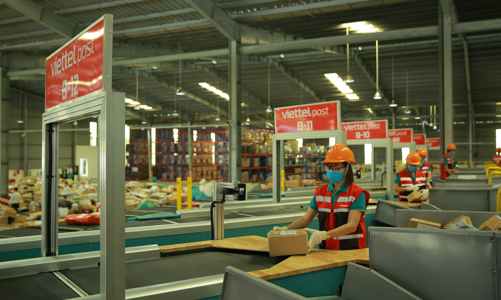 Khai trương trung tâm Logistics tự động tiết kiệm 91% nhân lực 